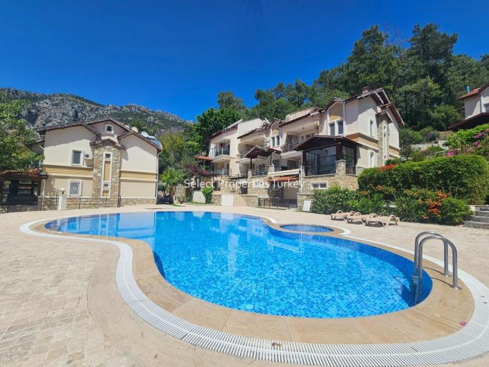 Image No.8-4 Bed Townhouse for sale