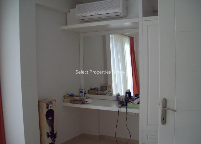 Image No.24-4 Bed Townhouse for sale
