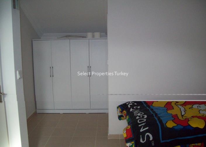 Image No.25-4 Bed Townhouse for sale
