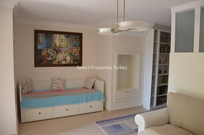 Image No.31-4 Bed Townhouse for sale