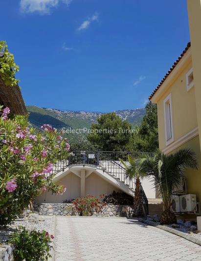 Image No.30-2 Bed Villa / Detached for sale