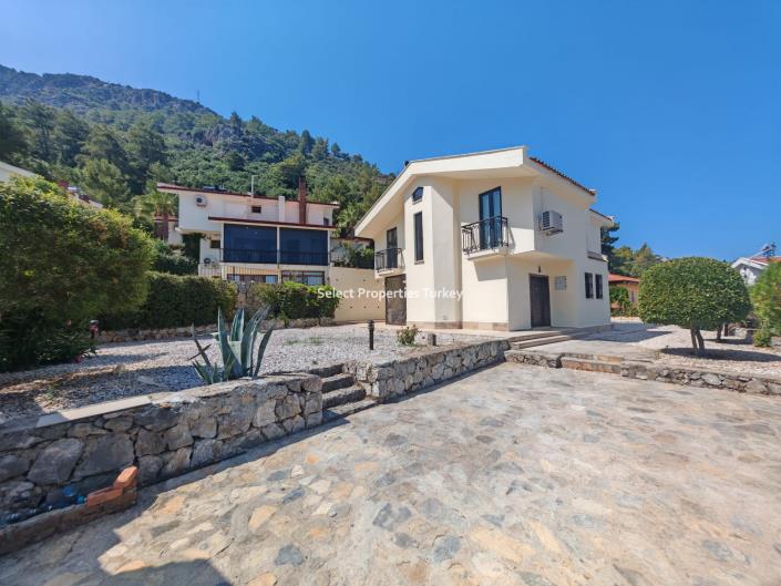 Image No.2-3 Bed Villa / Detached for sale