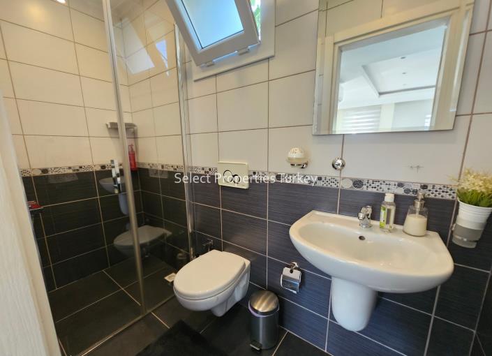 Image No.12-2 Bed Apartment for sale