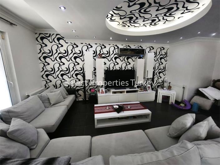 Image No.9-3 Bed Apartment for sale