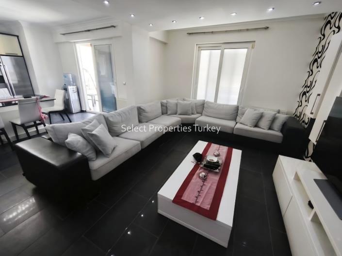 Image No.10-3 Bed Apartment for sale