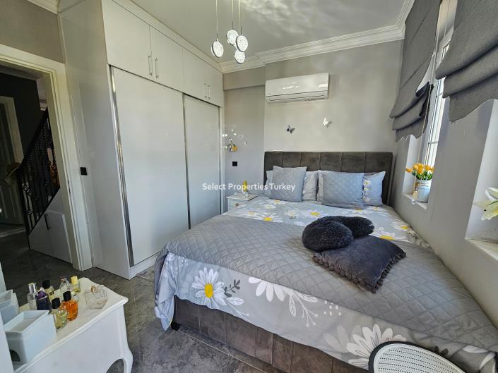 Image No.39-3 Bed Apartment for sale