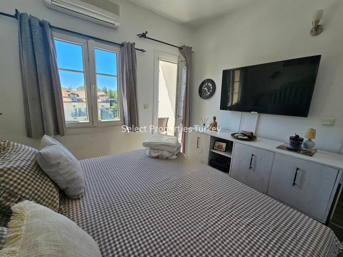 Image No.40-2 Bed Apartment for sale