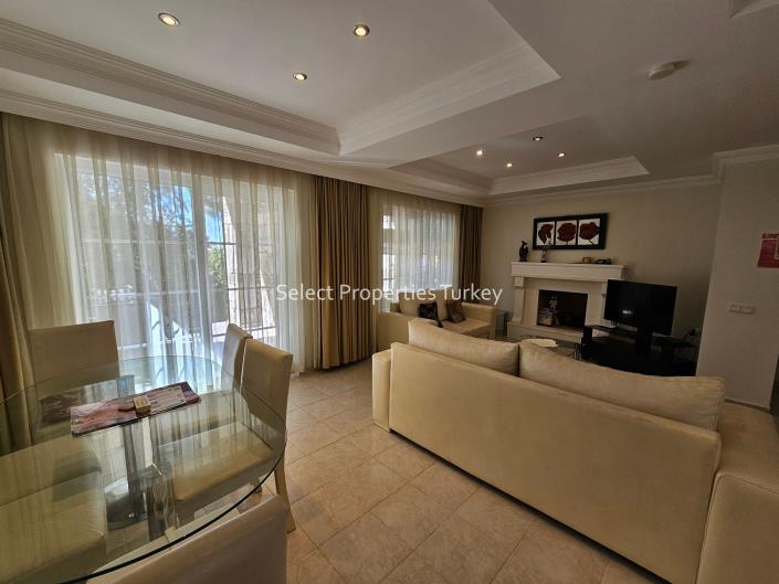 Image No.17-3 Bed Villa / Detached for sale