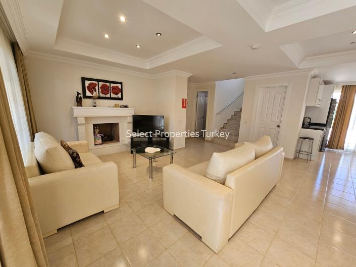 Image No.19-3 Bed Villa / Detached for sale