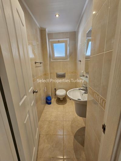 Image No.34-3 Bed Villa / Detached for sale