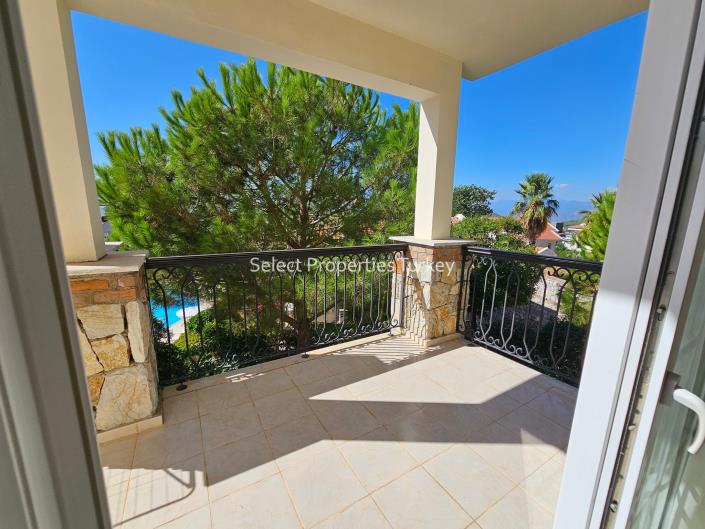 Image No.40-3 Bed Villa / Detached for sale