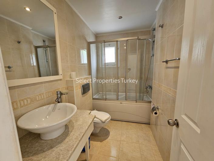 Image No.50-3 Bed Villa / Detached for sale