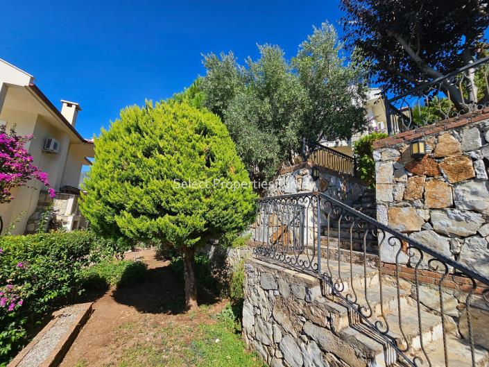 Image No.56-3 Bed Villa / Detached for sale