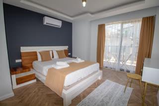 Image No.28-4 Bed Villa / Detached for sale