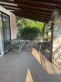 D_Terrace--3-