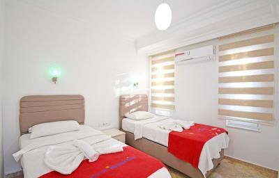 F_Bedroom-1--2--1-
