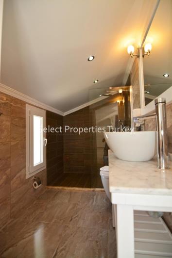 Image No.20-3 Bed Villa / Detached for sale