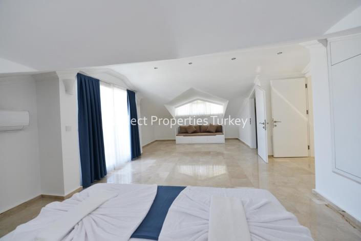 Image No.17-3 Bed Villa / Detached for sale