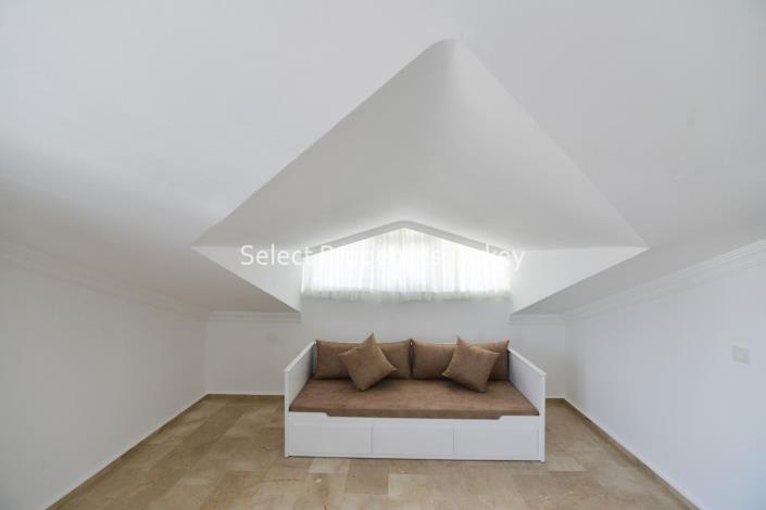 Image No.18-3 Bed Villa / Detached for sale