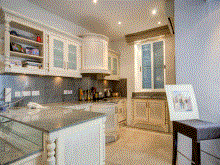 Image No.10-4 Bed Farmhouse for sale