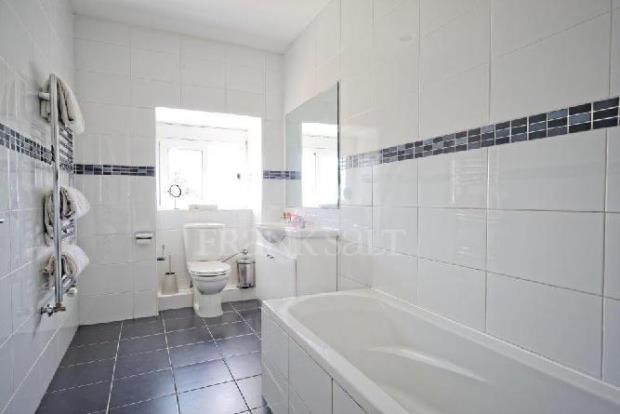 Image No.5-Ferme de 4 chambres à vendre à Rabat