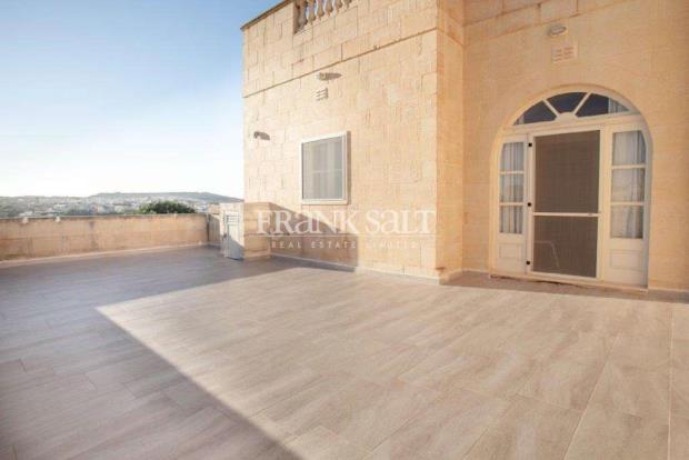 Image No.5-4 Bed Farmhouse for sale