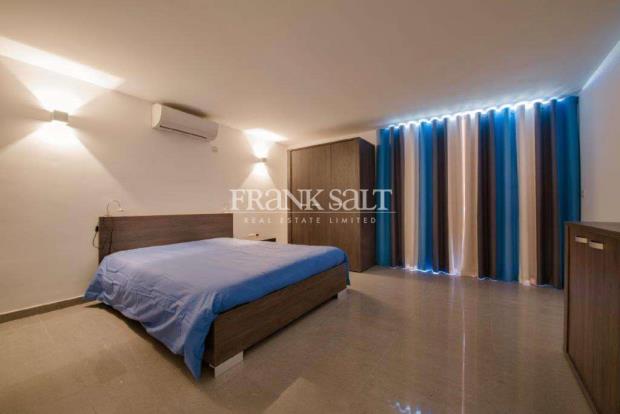 Image No.10-Appartement de 5 chambres à vendre à Ta Xbiex