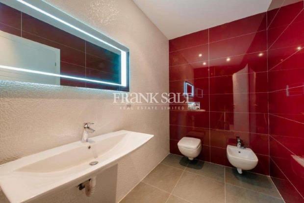 Image No.11-Appartement de 5 chambres à vendre à Ta Xbiex