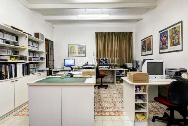 Image No.8-4 Bed Apartment for sale