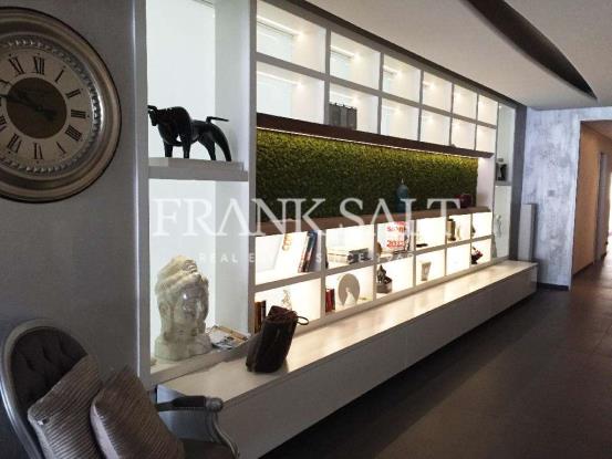 Image No.2-Appartement de 3 chambres à vendre à Ta Xbiex