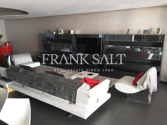 Image No.6-Appartement de 3 chambres à vendre à Ta Xbiex