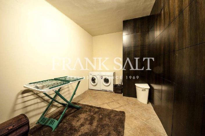 Image No.12-Villa de 3 chambres à vendre à Ta Xbiex