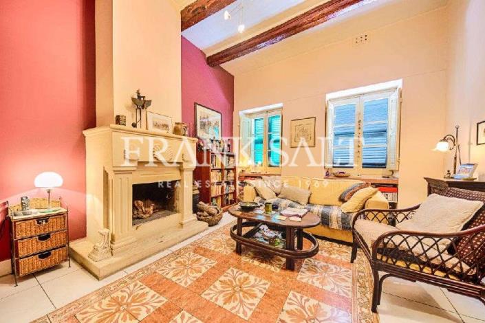 Image No.2-Maison de ville de 3 chambres à vendre à Sliema