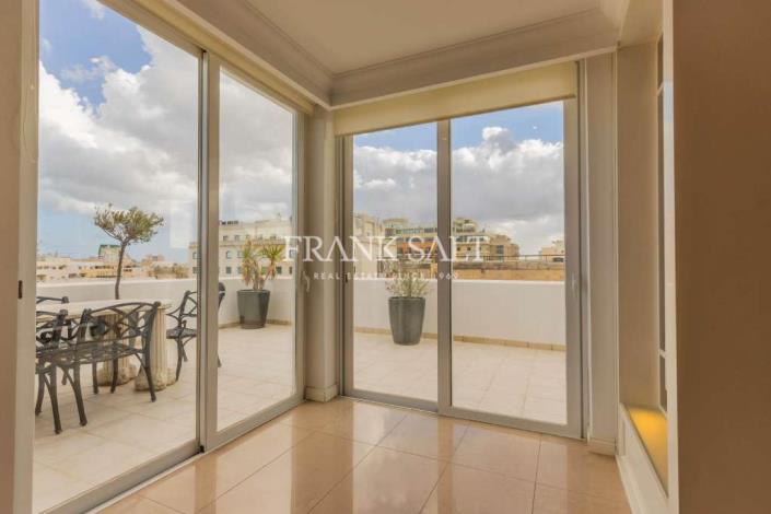 Image No.4-Penthouse de 3 chambres à vendre à Sliema