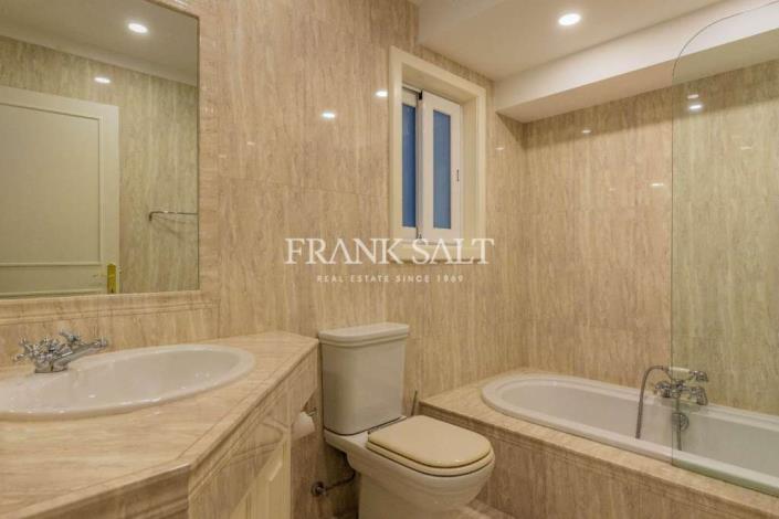 Image No.17-Penthouse de 3 chambres à vendre à Sliema