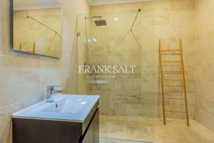 Image No.20-Penthouse de 3 chambres à vendre à Sliema