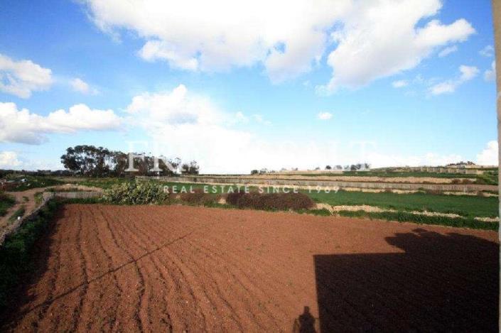 Image No.2-Villa / Détaché de 3 chambres à vendre à Marsaxlokk