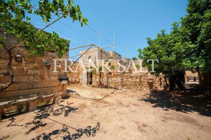 Image No.10-Ferme de 5 chambres à vendre à Birzebbuga
