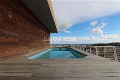 4 Bed Penthouse for sale