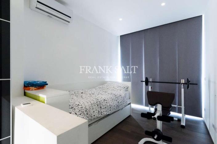 Image No.19-4 Bed Penthouse for sale