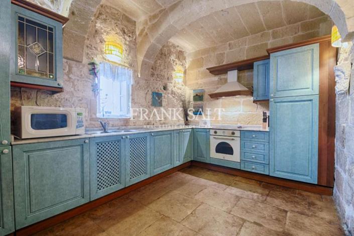 Image No.4-3 Bed Farmhouse for sale