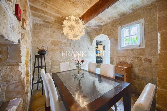 Image No.7-3 Bed Farmhouse for sale