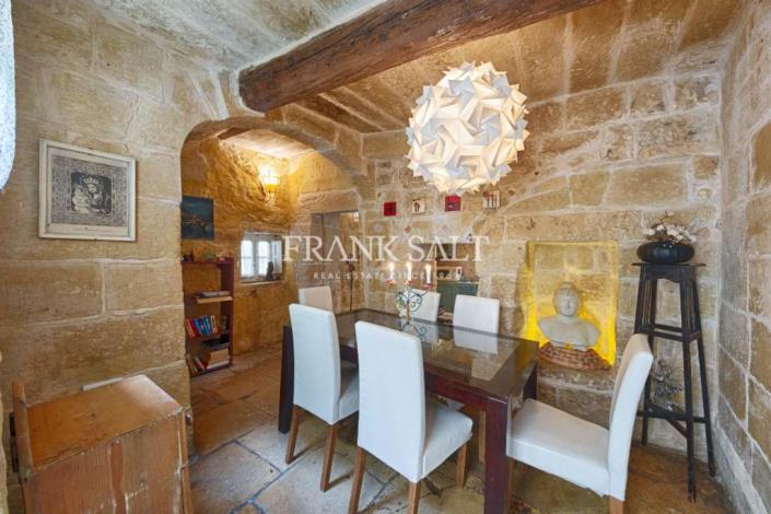 Image No.8-3 Bed Farmhouse for sale