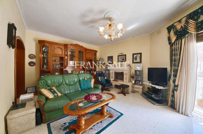 Image No.3-3 Bed Apartment for sale