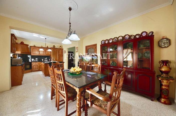 Image No.4-3 Bed Apartment for sale