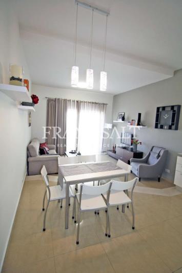 Image No.2-Appartement de 2 chambres à vendre à Sliema