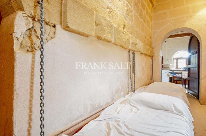 Image No.3-1 Bed Townhouse for sale