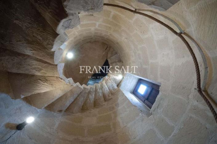 Image No.6-1 Bed Townhouse for sale