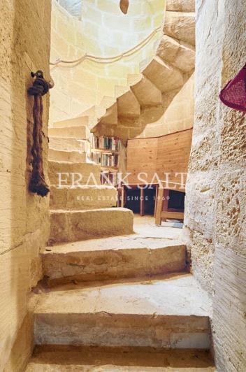 Image No.5-1 Bed Townhouse for sale