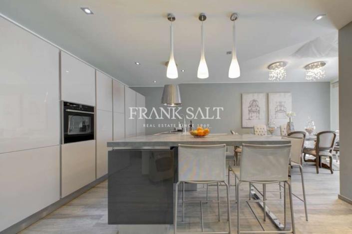 Image No.6-3 Bed Maisonette for sale